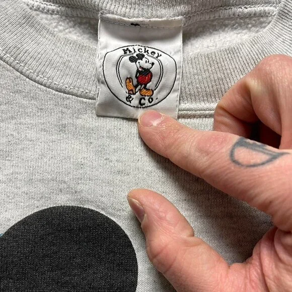 Vintage Disney crewneck sweatshirt - Picture 4 of 5